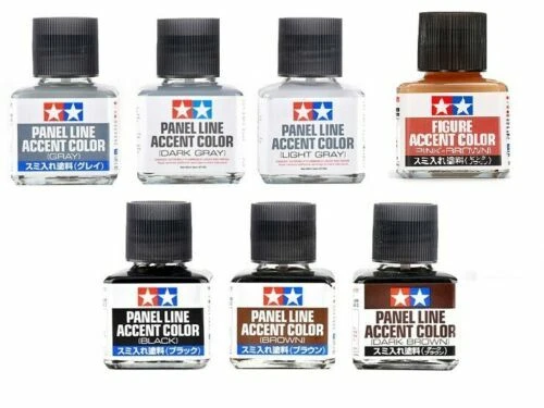 Articoli di modellismo statico neri