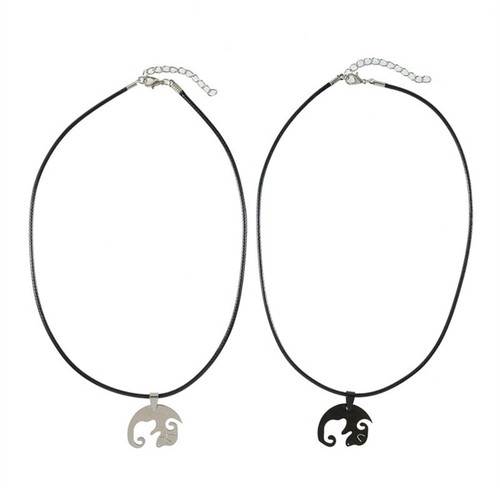 2Pcs Stainless Steel Dog Round Pendant Necklace Matching Yin Yang Dog
