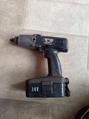 #ad cordless Impact Wrench Sealey Cp2400 24v 1 2 drive spares or repair GBP 19.52