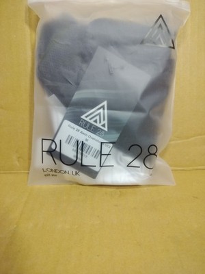 Rule28 UCI Aero Überschuhe Größe Medium weiß & schwarz. X 1 Nagelneu. 