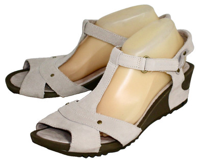 MERRELL Revalli Link T-Strap Wedge Sandal Women Size 11 Taupe Suede J22030