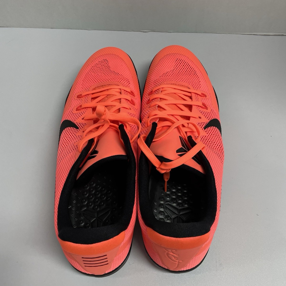 Nike Kobe 11 Barcelona 836183 806 Size 18 Basketball Sneaker