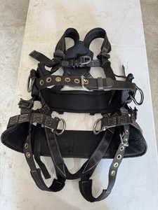 Elk River 67602 Peregrine QC Platinum Series - Medium Full Body Harness