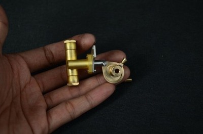 OKMO M5 Frischdampfkessel-Pumpe - Für Zweizylinder-Dampfmaschinen