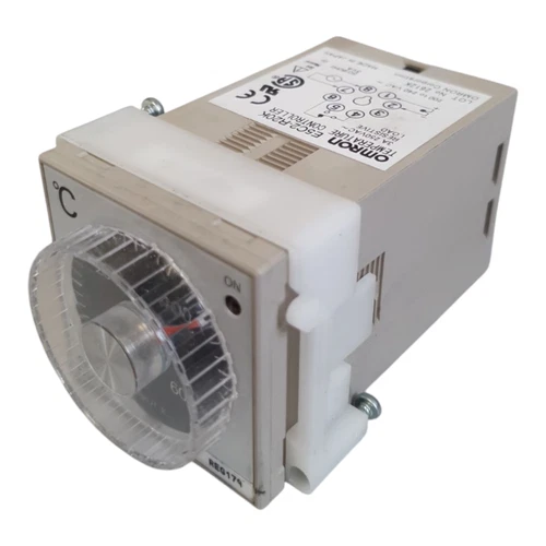 OMRON E5C2-R20K Temperature Controller 200 To 240VAC 50/60Hz 3VA