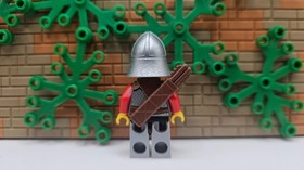 (S1 / 4 / 8) Lego Kingdoms cas451 Lion Knight Scale Mail from Set 7946