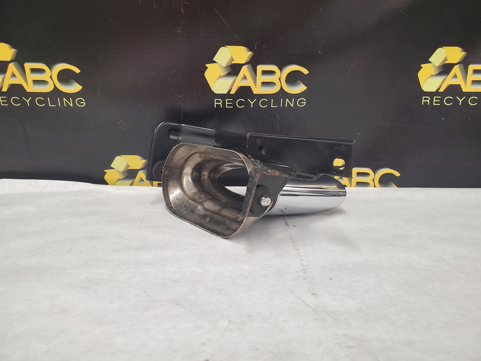 2007 Bentley Flying Spur Exhaust Tip Set (2) Left Right Chrome BENTLEY 07 OEM