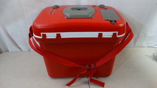 Budweiser Bierkühler mit integriertem AM/FM-Radio und iPod-Dockingstation rot - Bild 14 von 17