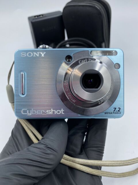 Sony Cyber-shot DSC-W55 7.2MP Digital Camera - Rare Sky Blue Sony Cyber-shot DSC-W55 7.2MP Digital Camera - Rare Sky Blue