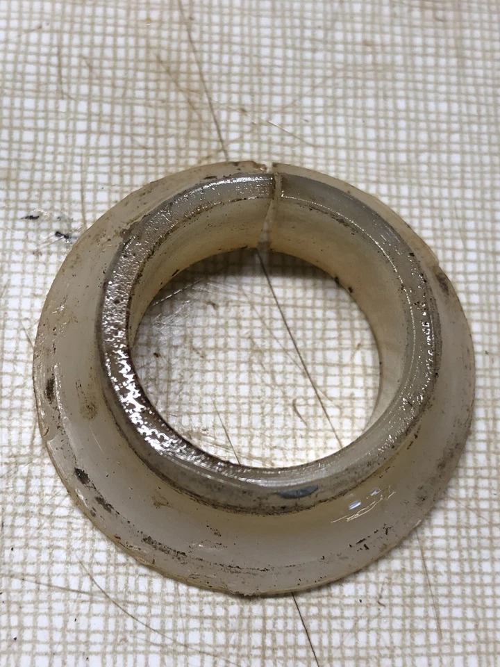 Espaciador de cojinete de dirección Ross para tractor Massey Ferguson MF-10 MF-12 Foto 2 de 2