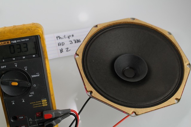 philips studio monitor 8