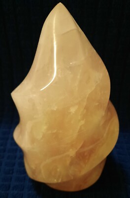 Madagascar Rose Quartz Flame 2 LB 12.7 OZ 5.75 Inches Tall