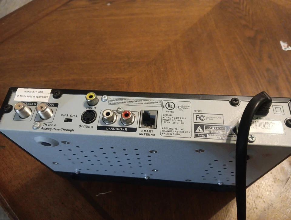 Apex Digital TV DT250A Converter Box - Image 2 of 2