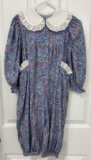 Vintage Girls Handmade Floral Romper w/white ruffle collar  pockets approx sz 4