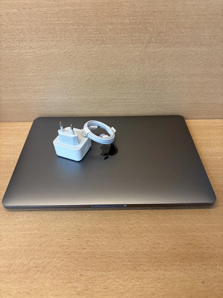 Apple MacBook Pro 13" 2020 · i5 · 16GB · 1TB, photo 3 sur 3