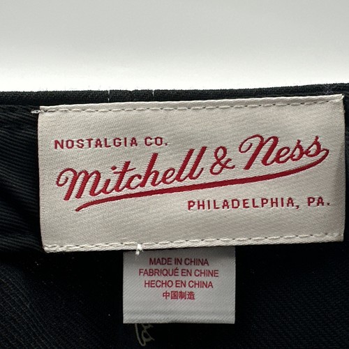 Cappello Mitchell and Ness Los Angeles Lakers NBA Overbite Pro Snapback Nero Giallo - Foto 10 di 10