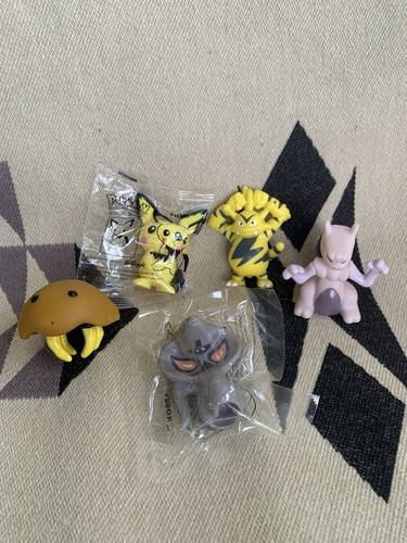 Kellogg's Pokémon Bowl Pals Cereal Premium Figures Lot 2001 Pichu Arbok Mewtwo