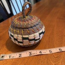 Tightly-Woven Colorful Decorative Basket w/Tightly-Fitted Lid