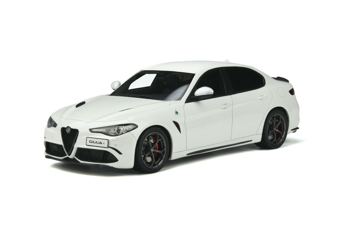 Alfa Romeo Giulia Quadrifoglio • NEU • Otto OT839 • 1:18 | eBay Alfa Romeo Giulia Quadrifoglio • NEU • Otto OT839 • 1:18 | eBay