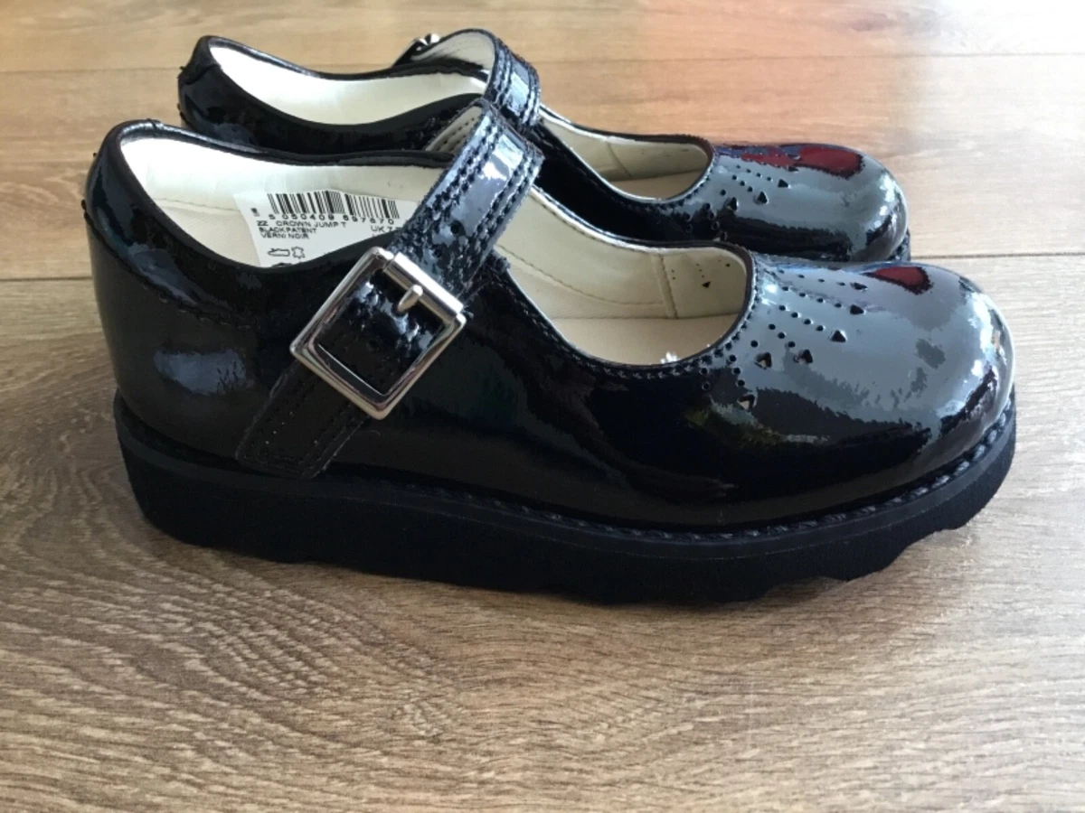 Clarks crown jump black sale