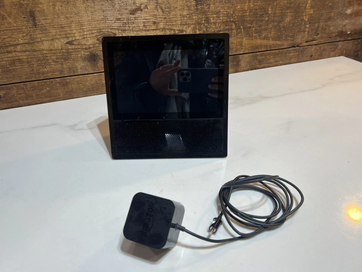 Echo Show 1st Gen 7-inch Smart Display with Alexa Voice