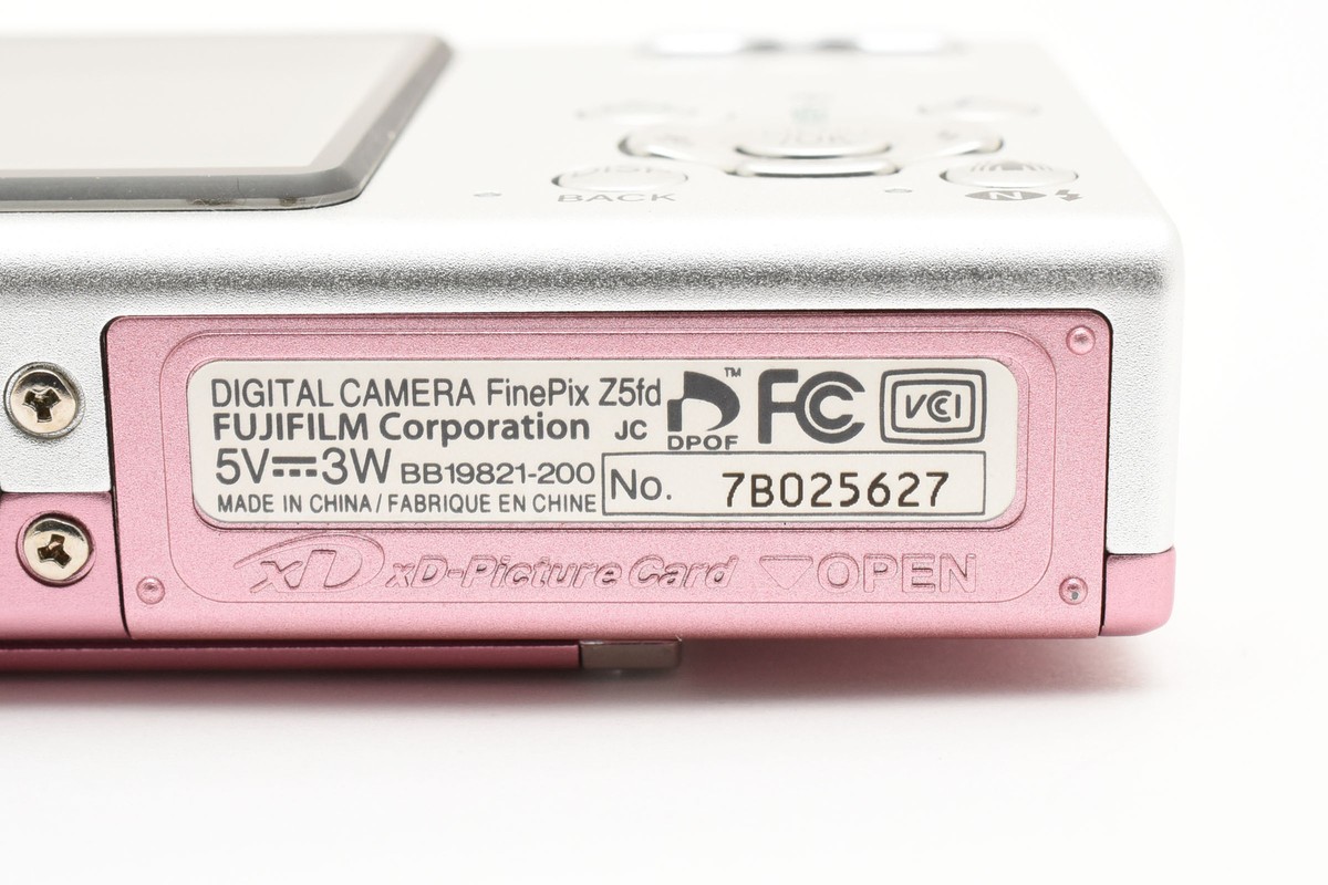 富士フィルム FUJIFILM FINEPIX Z5fd コンデジ ピンク Excellent] Fujifilm FinePix Z5fd Pink 6.3MP Digital Camera