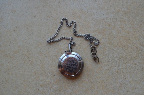 Vintage LUCH OPEN FACE 1970"S POCKET WATCH USSR Soviet 23 Jewels SERVICED #33 - Picture 6 of 8