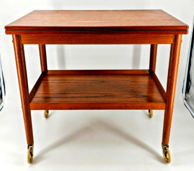 Barwagen Servierwagen i dänischen Design Grete Jalk für Poul Jeppesens 1960 Teak