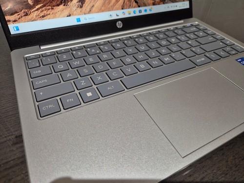 HP Pavilion SE 14-ep0520sa 14" - Intel Core i7-1355U 1,70Ghz - 16GB - 512GB SSD - Bild 3 von 6