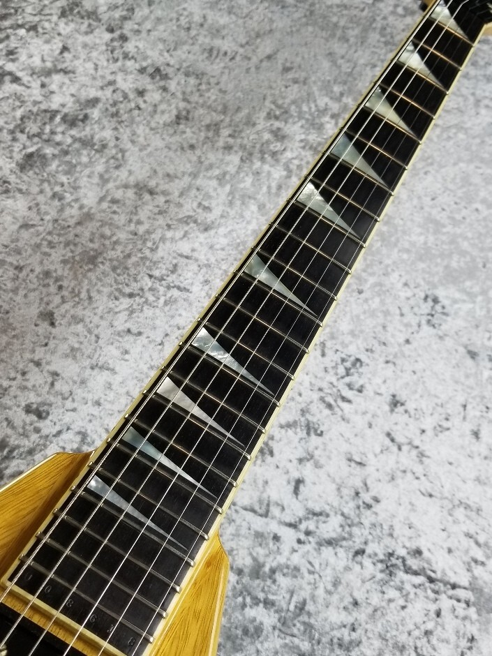 Jackson KV1 Korina Dave Mustaine Signature Natural USA King V 
