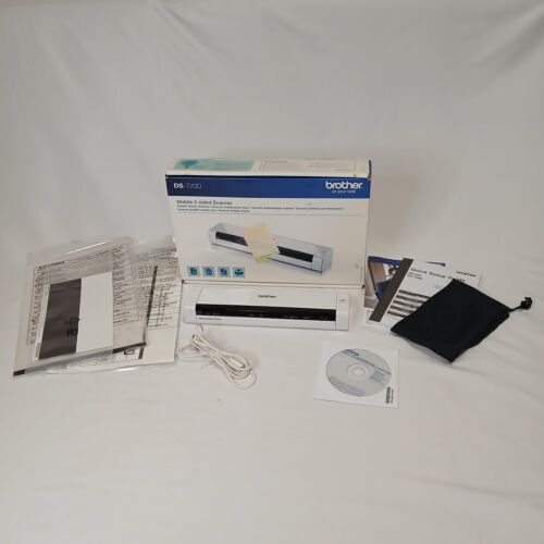 Brother DS-720D A4 Mobile Scanner Boxed With Charger, Download Disc And Instruct - Picture 1 of 16