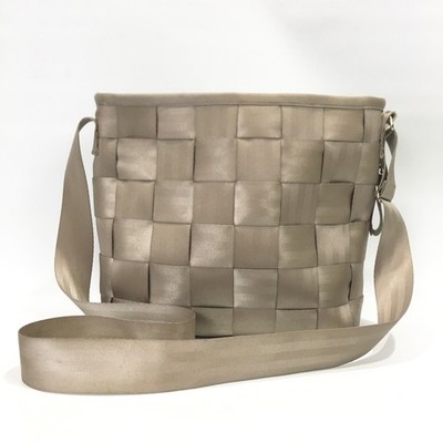 Harveys Original Seatbelt Bag Executive Messenger Crossbody Champagne USA