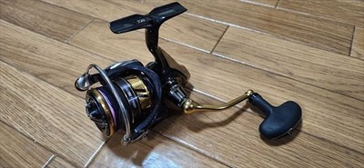 DAIWA 18 LEGALIS LT2500D