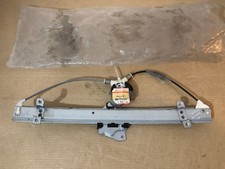 GENUINE MITSUBISHI GALANT FRONT RIGHT WINDOW REGULATOR | MR135158