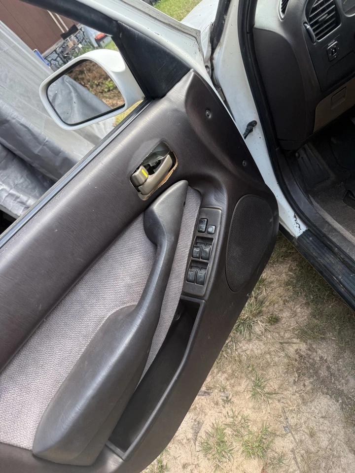 Panel de moldura de puerta interior OEM conductor delantero izquierdo para Toyota Camry 1995 Foto 2 de 3