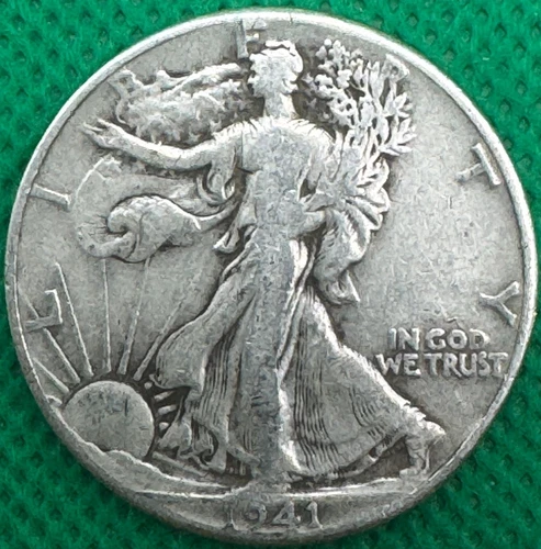 1941 50C Walking Liberty Half Dollar. 90% Silver. (317a)