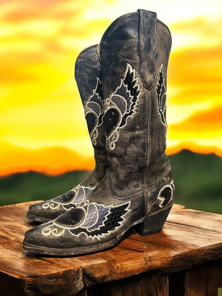 Corral Women's Cowboy Boots Leather Angel Wings Sequins Heart Size 6.5 M - Image 2 of 4