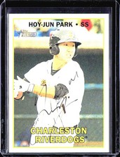2016 Topps Heritage Minor League *Hoy-Jun Park **Card #107** AUTO (RC)