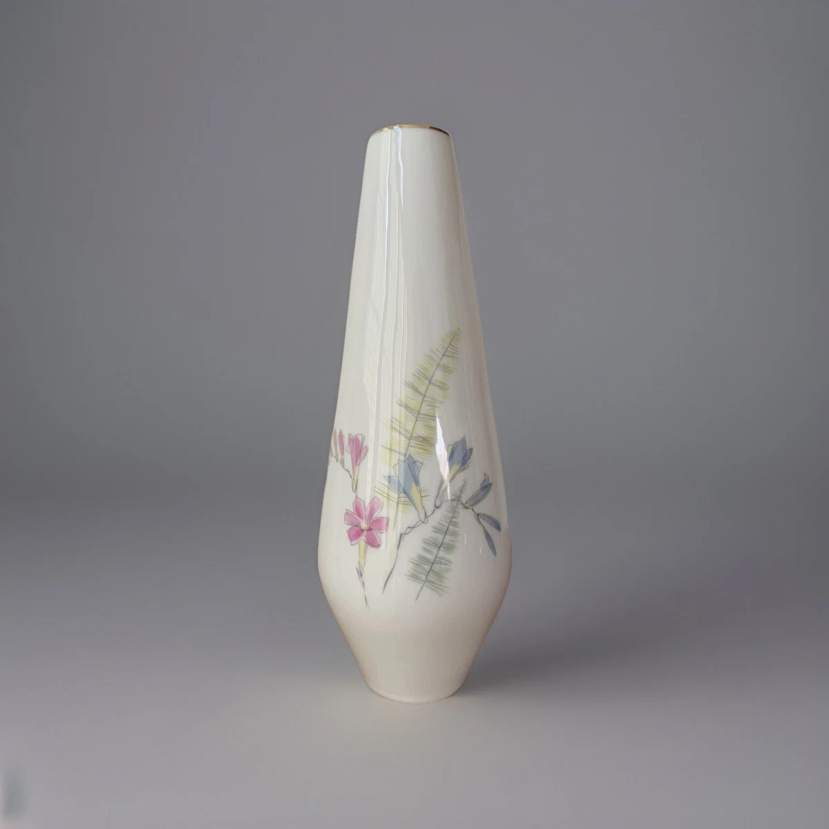 Vase Porcelaine Hutschenreuther Pour Leonard Paris Fleurs Mod%c3%a8le 236007644566