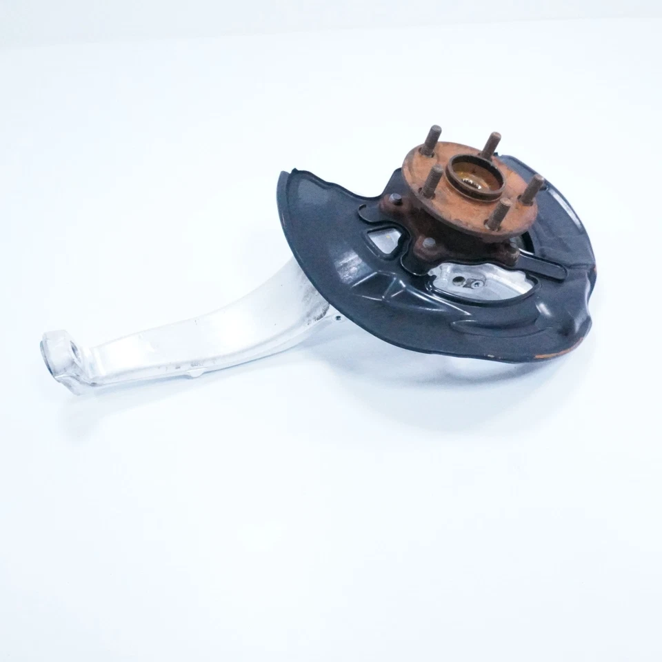 LEXUS RC300 RC350 2015-2023 AWD delantero izquierdo lado del conductor eje nudillo buje OEM Foto 2 de 4