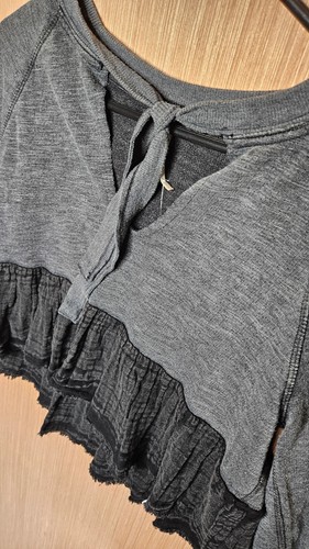 Free People Top Womens Extra Small Crop Gray Black Ruffle Long Sleeve Tie Neck - Picture 6 of 14