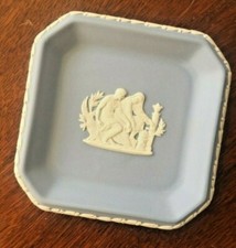 Ancien plat à bibelots octogonaux WEDGWOOD BLEU JASPERWARE