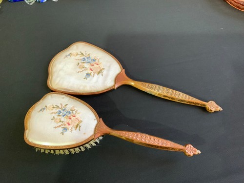Vintage Hand Held Vanity Mirror and Hair Brush Set gold tone With Flowers - Picture 3 of 13