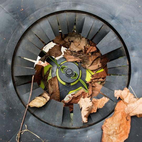 Sun Joe Electric Leaf Mulcher & Shredder 16:1 Reduction 13Amp Motor Lightwei