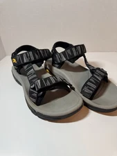 EUC Camel Crown Strappy Sandals Black  Men’s Size 8