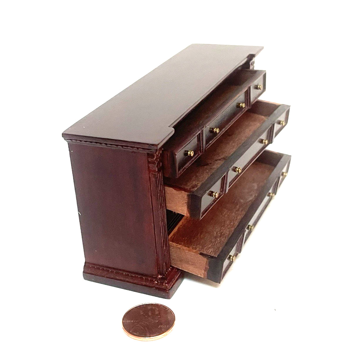 BESPAQ DOLLHOUSE MINIATURE CHEST OF DRAWERS WITH A MAHOGANY FINISH 3103 MH