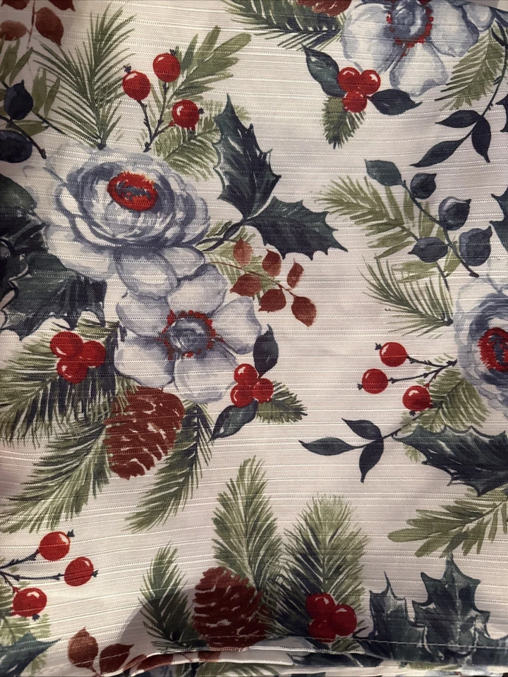 Mantel Navidad Acebo Floral San Nicolás Cuadrado 58" X 84" App. Foto 4 de 4