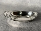 24.8 g, Wallace Sterling 4021 - Silver Swirl Nut Dish