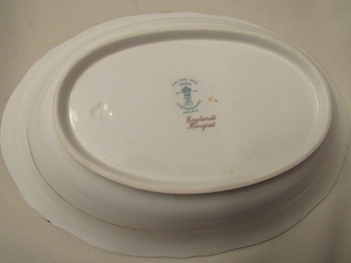CROWN STAFFORDSHIRE ENGLAND'S BOUQUET 10"VEGETABLE BOWL - Picture 4 of 10