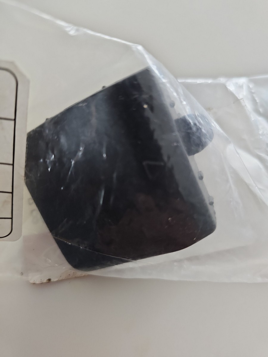 86667 C6200 OEM BRAND NEW KIA RR HOOK TOW EYE COVER | eBay